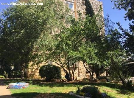 Real Estate Israel - Jerusalem Nayot At the corner of Davidson, tranquil and airy 4.5 rooms with 4 exposures, 2 full baths, renovated... Shelly Landau Properties