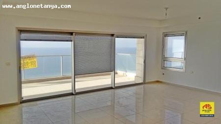 Real Estate Israel - Netanya Sea area For sale in Netanya, in the beautiful building ''Terrace'', a 5-rooms apartment, balcony of 40 sqm... Anglo Saxon Netanya